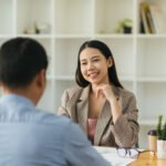 Body Language Tips To Impress In Job Interviews