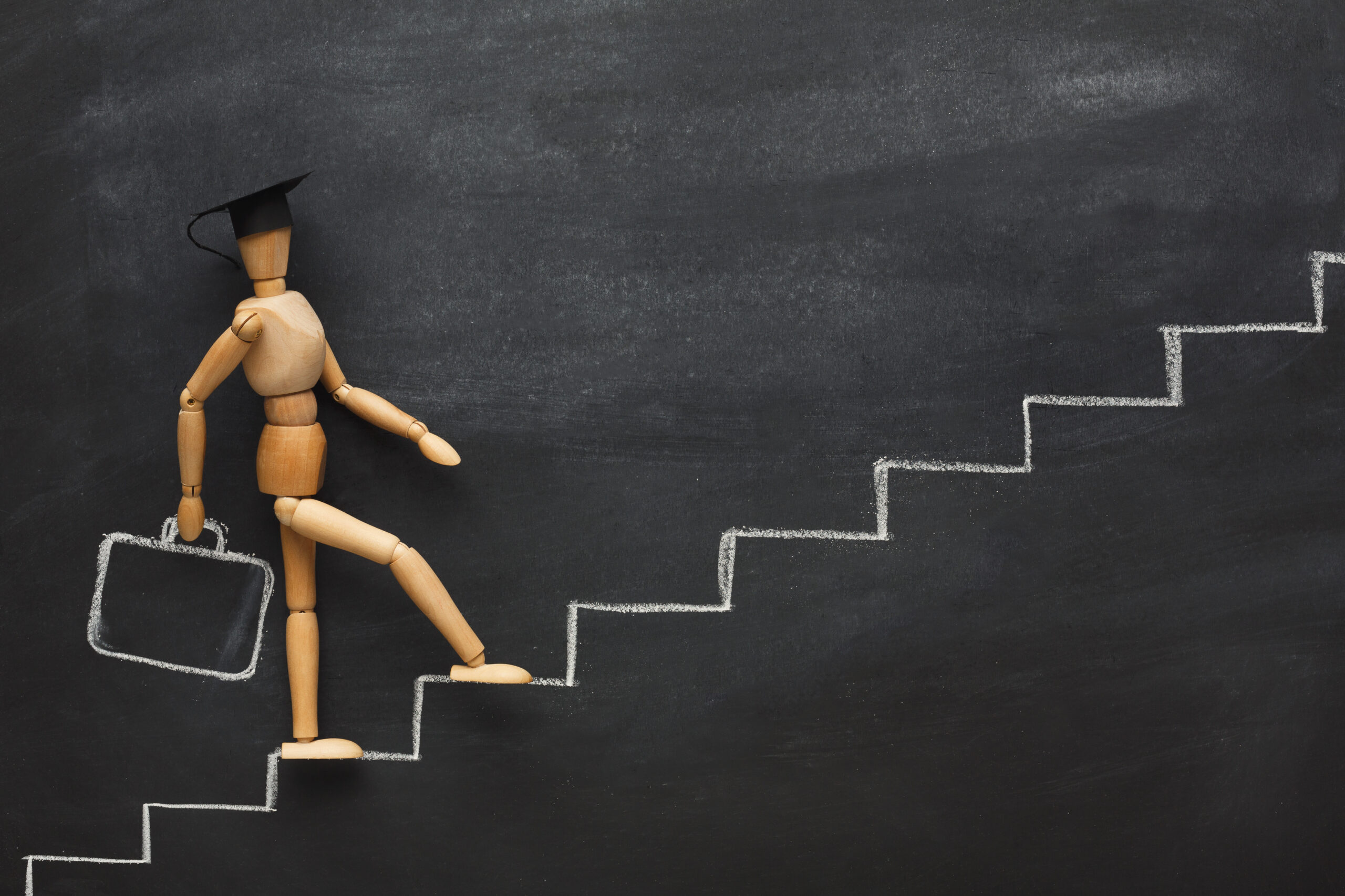 How To Choose The Right Career Path After Graduation